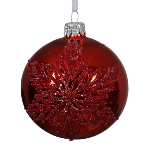 كرة زجاجية لعيد الميلاد