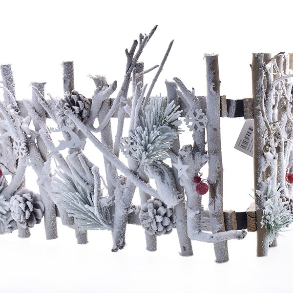 גדר עץ דקורטיבית