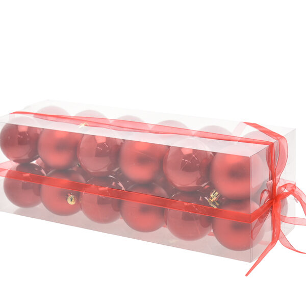 כדורי פלסטיק אדומים לחג המולד