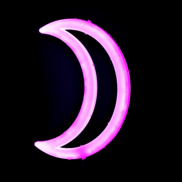 ירח עם תאורה